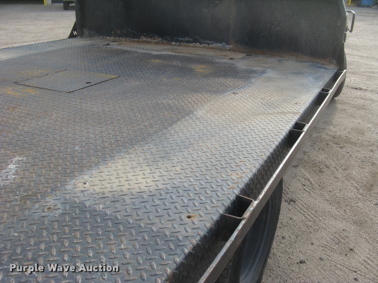 image for item L3905 2008 Dodge Ram 3500HD SLT Quad Cab flatbed pickup truck