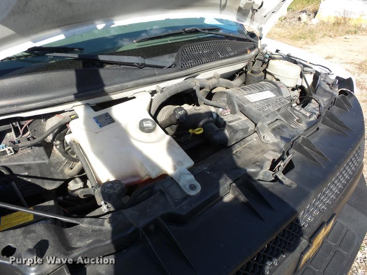 image for item L4359 2008 Chevrolet Express van