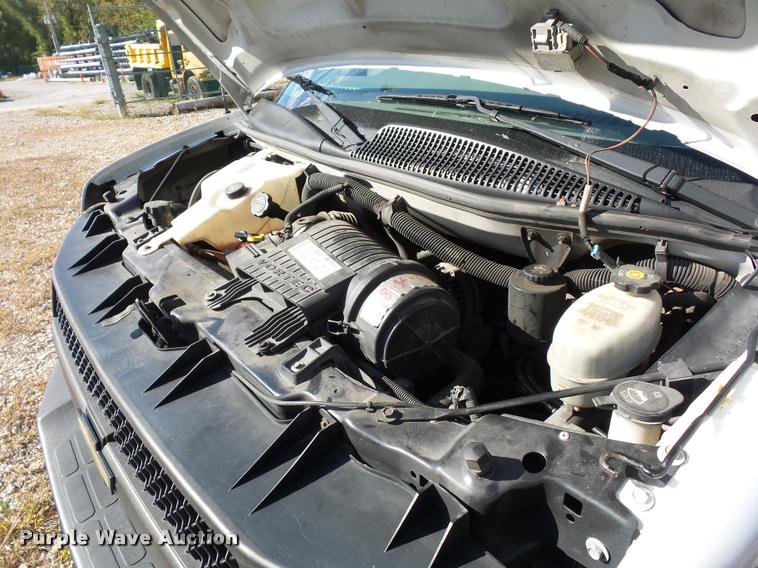 image for item L4359 2008 Chevrolet Express van