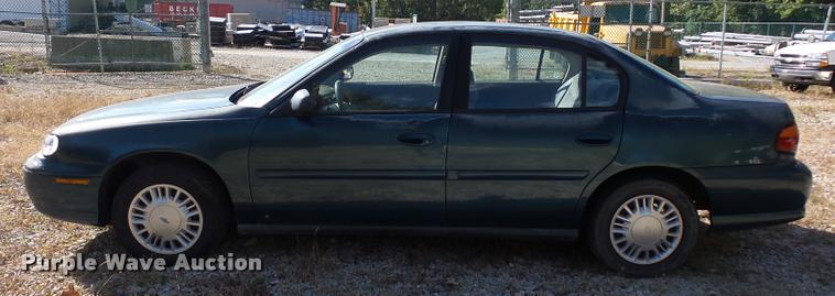 image for item L4360 2002 Chevrolet Malibu