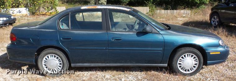 image for item L4360 2002 Chevrolet Malibu