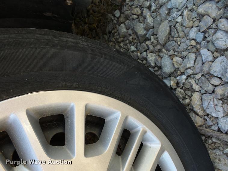 image for item L4360 2002 Chevrolet Malibu