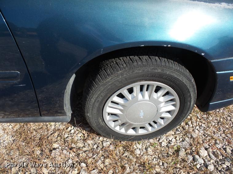 image for item L4360 2002 Chevrolet Malibu