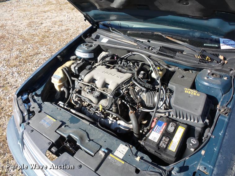 image for item L4360 2002 Chevrolet Malibu