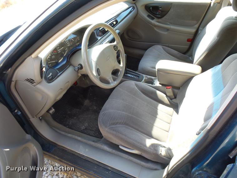 image for item L4360 2002 Chevrolet Malibu