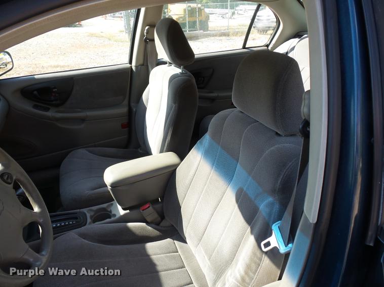 image for item L4360 2002 Chevrolet Malibu