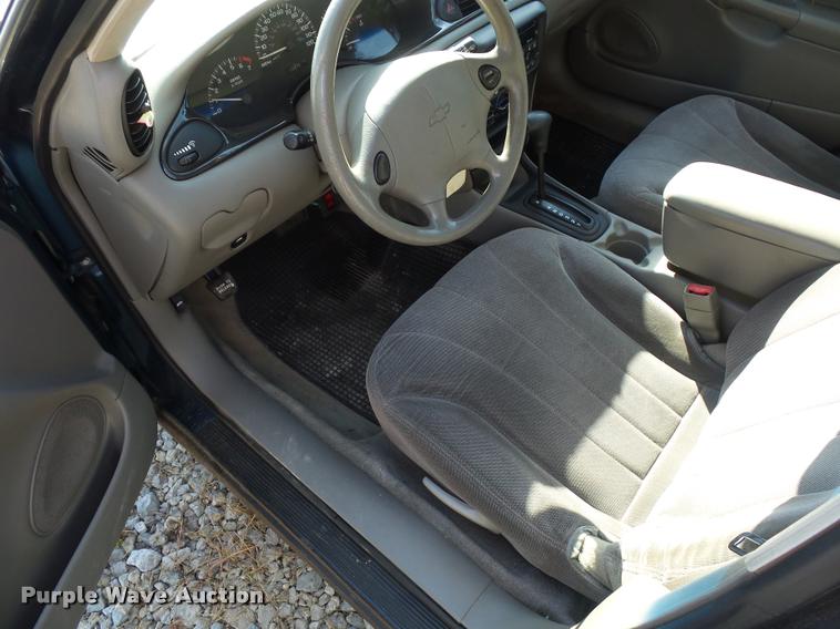 image for item L4360 2002 Chevrolet Malibu