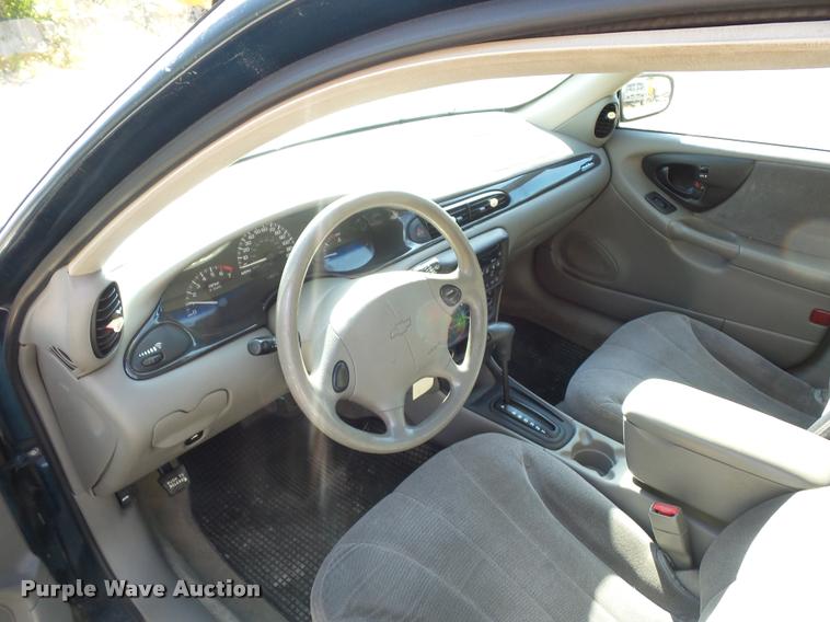 image for item L4360 2002 Chevrolet Malibu