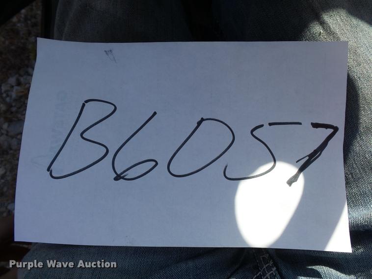 image for item L4360 2002 Chevrolet Malibu