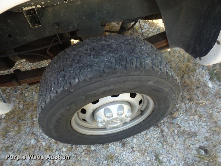 image for item L4361 2007 Dodge Ram 2500 Quad Cab pickup truck