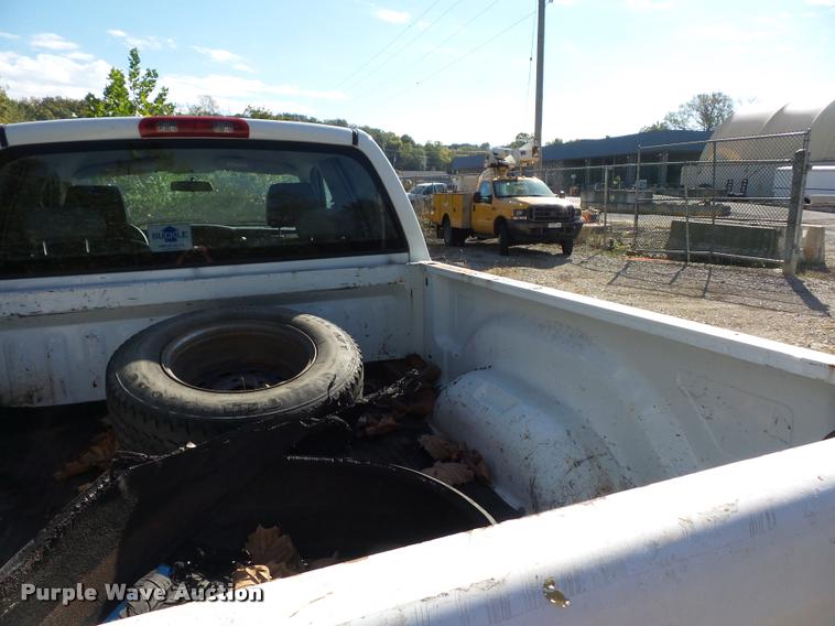 image for item L4361 2007 Dodge Ram 2500 Quad Cab pickup truck