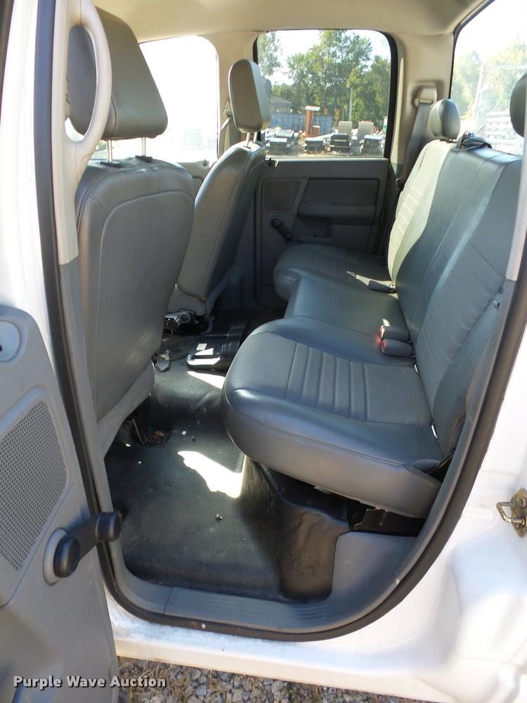 image for item L4361 2007 Dodge Ram 2500 Quad Cab pickup truck