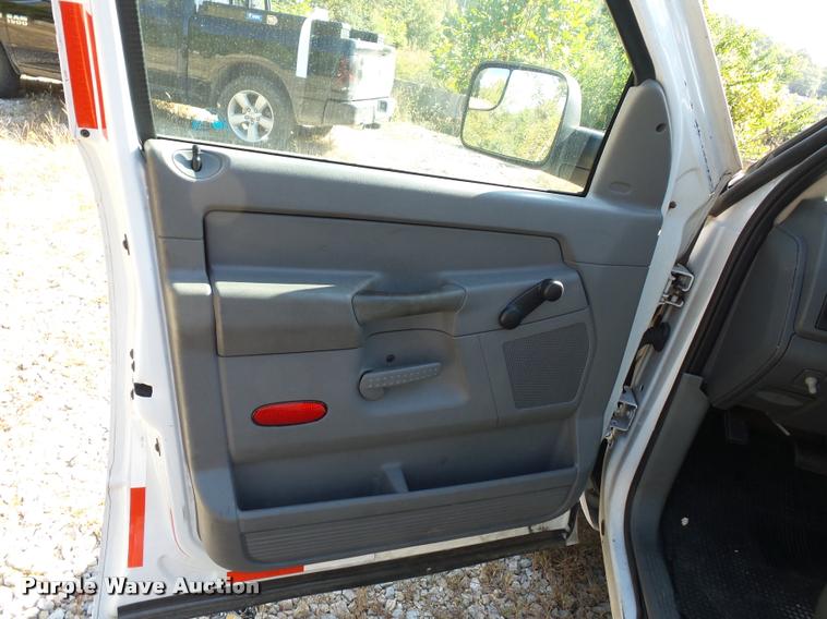 image for item L4361 2007 Dodge Ram 2500 Quad Cab pickup truck