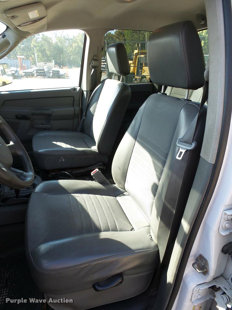 image for item L4361 2007 Dodge Ram 2500 Quad Cab pickup truck