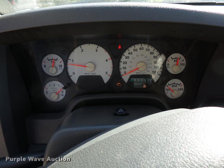 image for item L4361 2007 Dodge Ram 2500 Quad Cab pickup truck