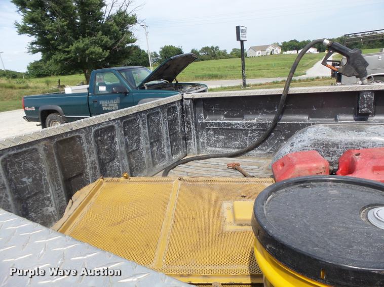 image for item L4415 1991 Chevrolet 2500 Ext. Cab pickup truck