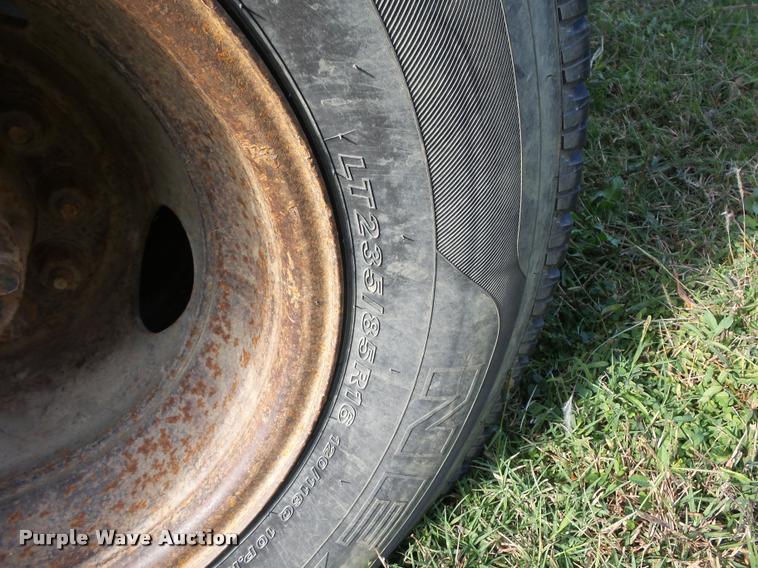 image for item L4418 1991 Ford F450 Super Duty dump truck