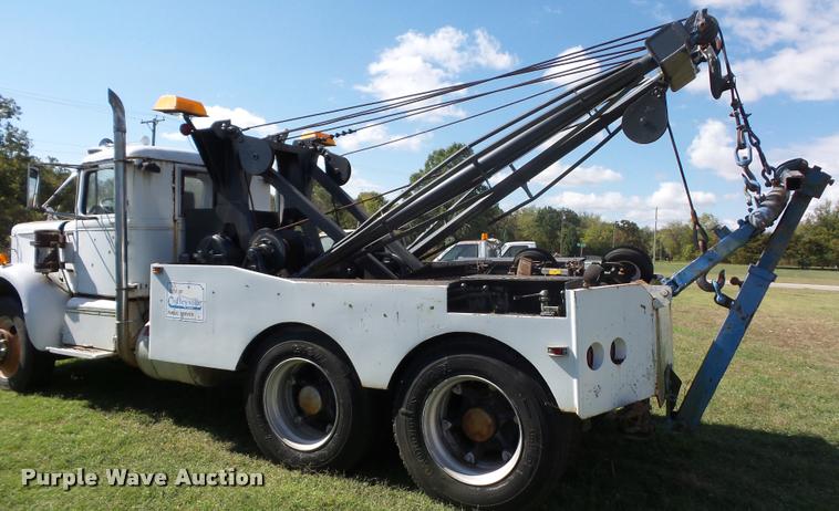 image for item L4420 1965 Autocar tow truck