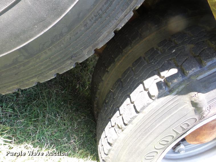 image for item L4420 1965 Autocar tow truck