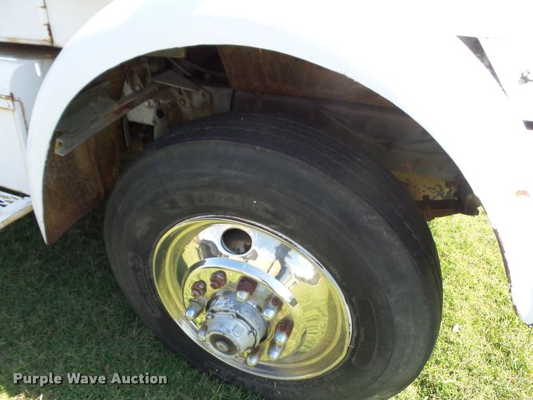 image for item L4420 1965 Autocar tow truck