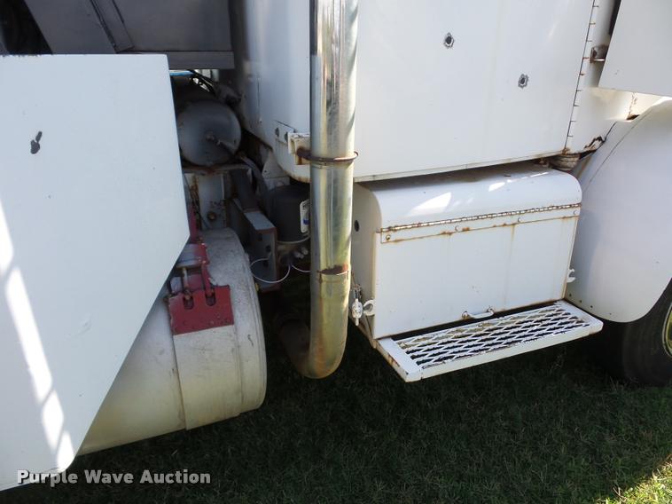 image for item L4420 1965 Autocar tow truck