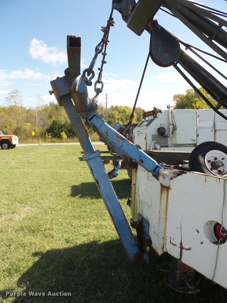 image for item L4420 1965 Autocar tow truck