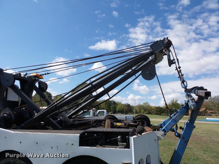 image for item L4420 1965 Autocar tow truck