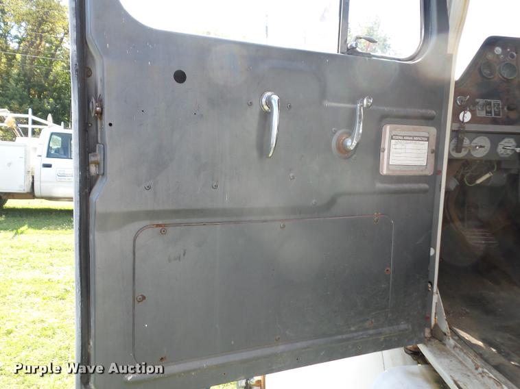 image for item L4420 1965 Autocar tow truck