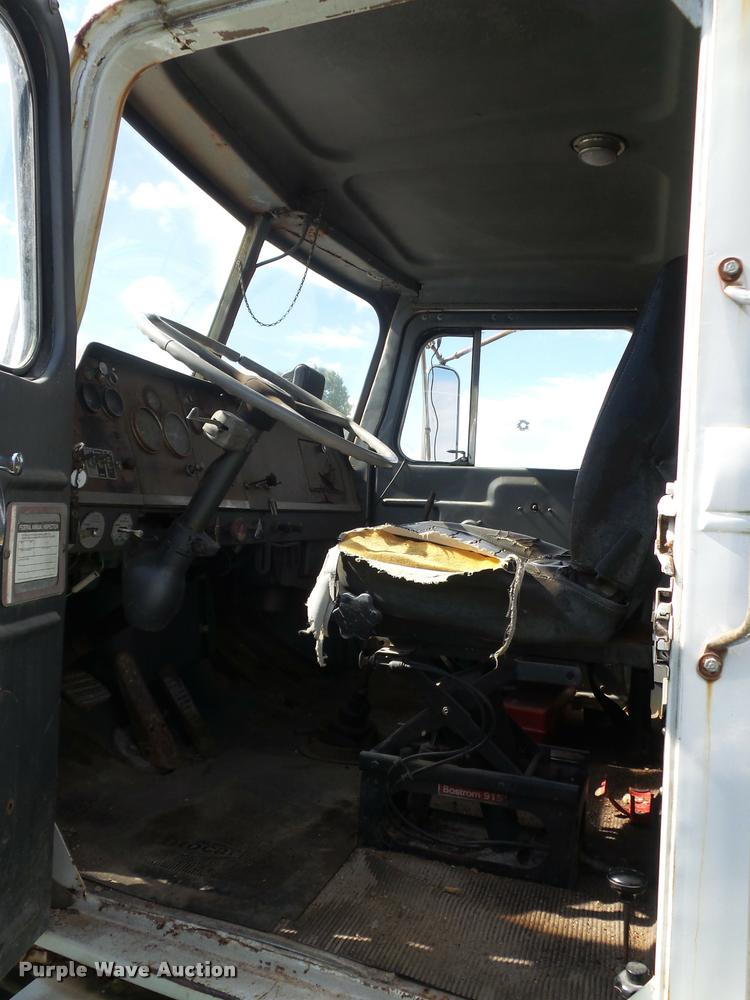 image for item L4420 1965 Autocar tow truck