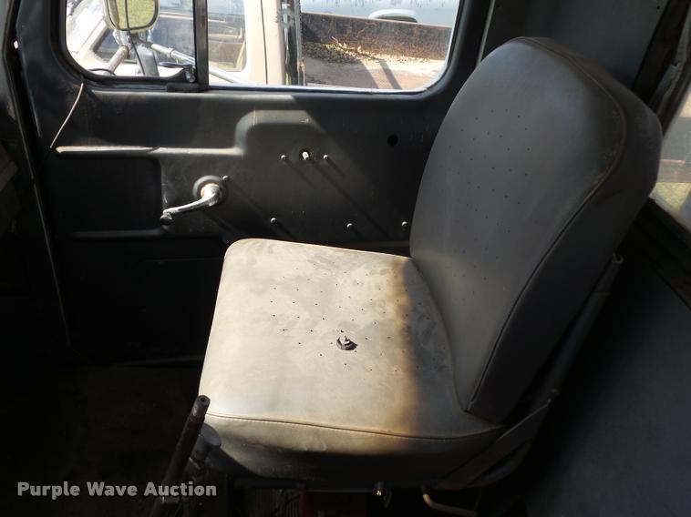 image for item L4420 1965 Autocar tow truck