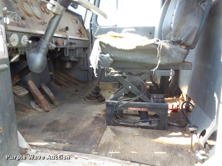 image for item L4420 1965 Autocar tow truck