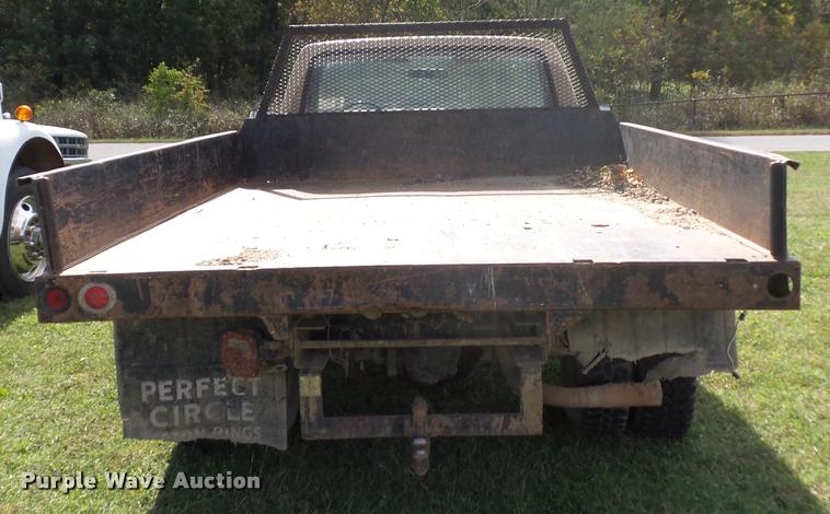 image for item L4421 1986 Ford F350 flatbed pickup truck