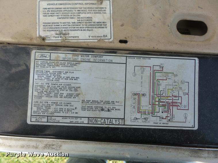 image for item L4421 1986 Ford F350 flatbed pickup truck