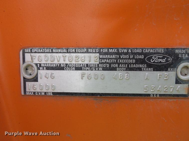 image for item L4424 1974 Ford F600 truck with tree spade