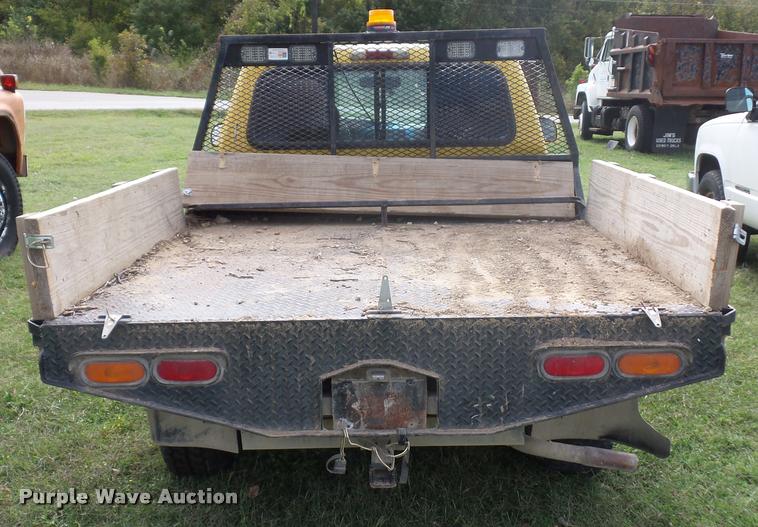 image for item L4425 1995 Ford Ranger flatbed pickup truck