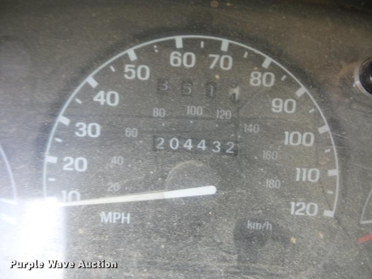 image for item L4425 1995 Ford Ranger flatbed pickup truck