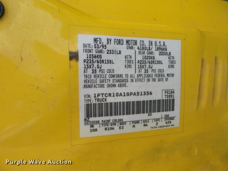 image for item L4425 1995 Ford Ranger flatbed pickup truck