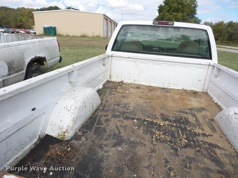 image for item L4427 1997 Chevrolet 1500 pickup truck