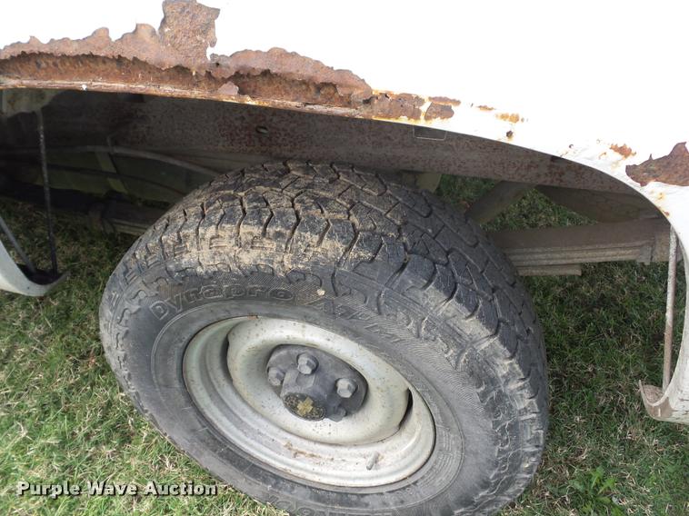 image for item L4428 1990 Chevrolet 1500 pickup truck