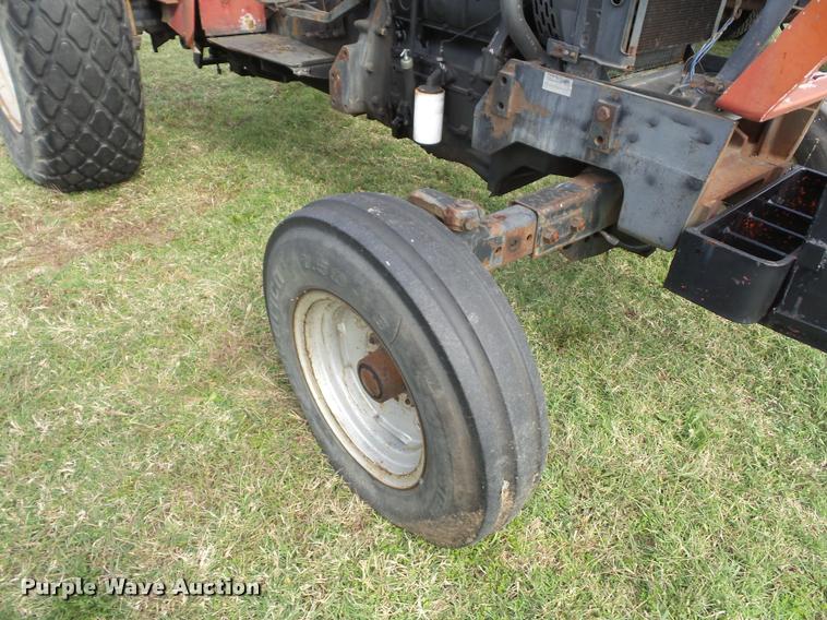 image for item L4430 1988 Case IH 685 tractor