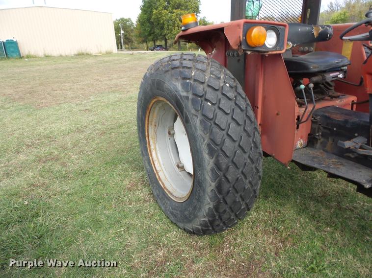 image for item L4430 1988 Case IH 685 tractor