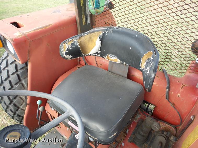 image for item L4430 1988 Case IH 685 tractor