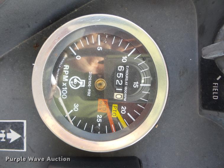 image for item L4430 1988 Case IH 685 tractor