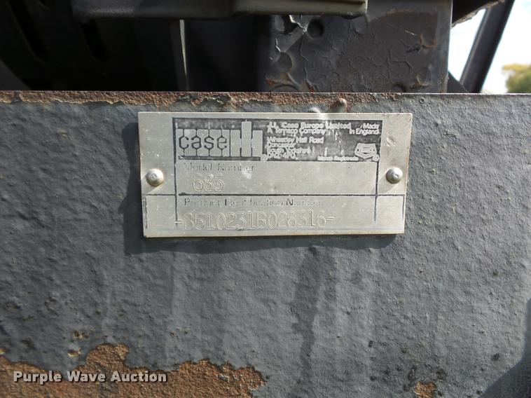 image for item L4430 1988 Case IH 685 tractor