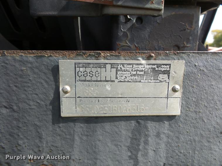 image for item L4430 1988 Case IH 685 tractor