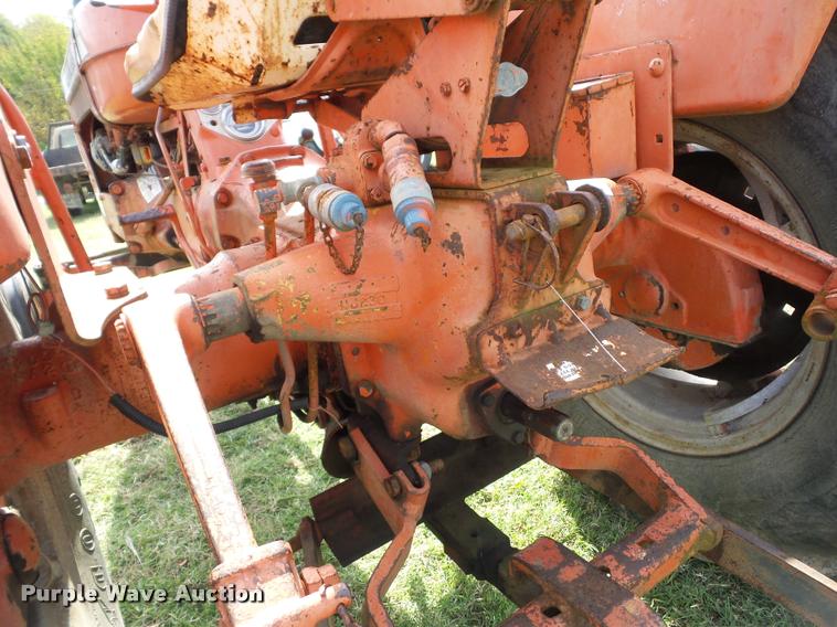 image for item L4431 Allis Chalmers D13 tractor