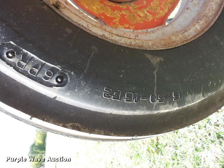 image for item L4431 Allis Chalmers D13 tractor