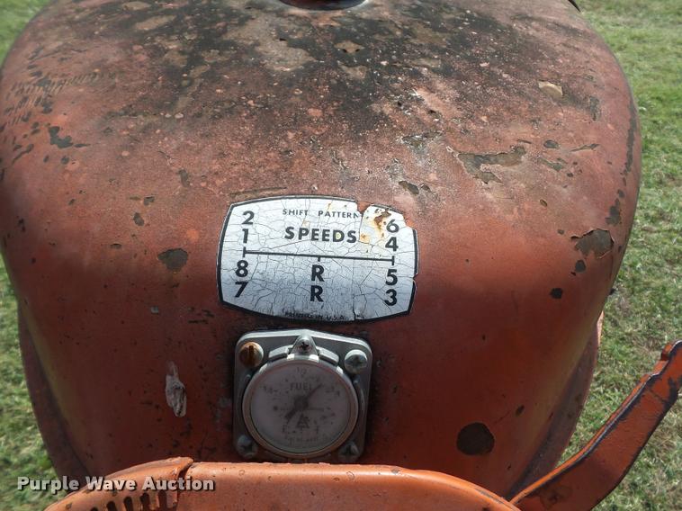 image for item L4431 Allis Chalmers D13 tractor