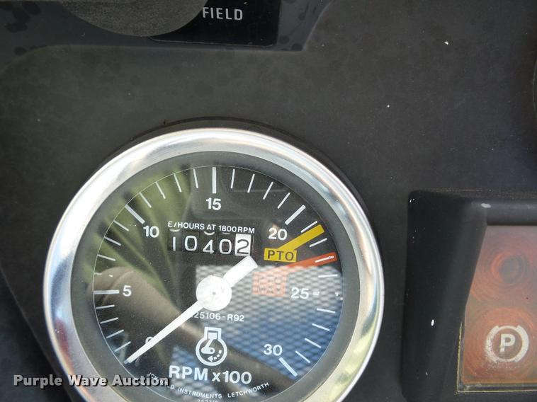 image for item L4432 1988 Case IH 685 tractor