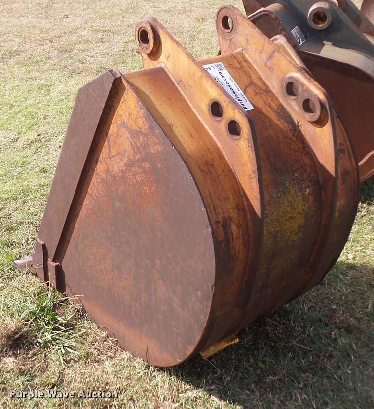 image for item L4438 Excavator bucket